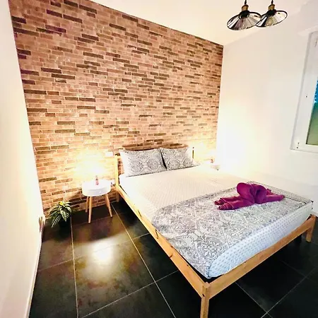 Apartment Blaxej, Nel Cuore Di Verona, Moderno Ed Elegante, 4 Posti Letto, Wi-fi, Self Check In *