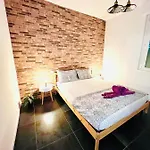 Apartamento Blaxej, Nel Cuore Di Verona, Moderno Ed Elegante, 4 Posti Letto, Wi-fi, Self Check In *