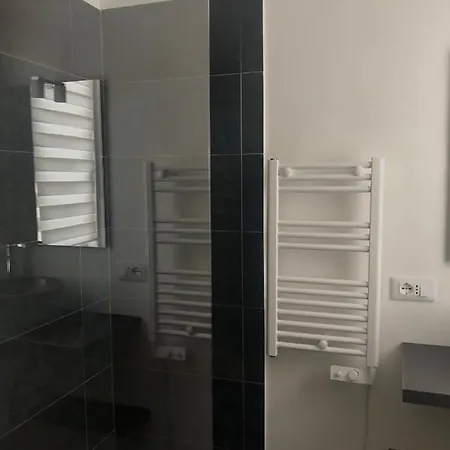 דירה Blaxej, Nel Cuore Di Verona, Moderno Ed Elegante, 4 Posti Letto, Wi-fi, Self Check In