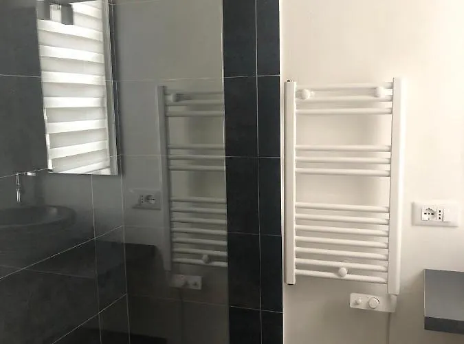 아파트 Blaxej, Nel Cuore Di Verona, Moderno Ed Elegante, 4 Posti Letto, Wi-fi, Self Check In 베로나