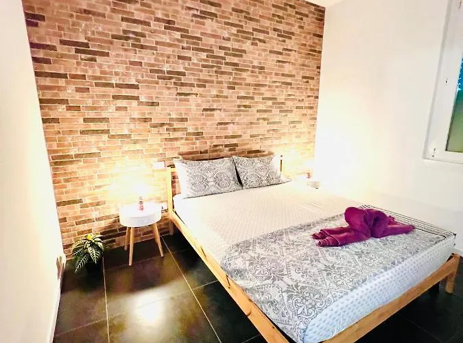 아파트 Blaxej, Nel Cuore Di Verona, Moderno Ed Elegante, 4 Posti Letto, Wi-fi, Self Check In *